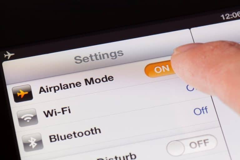 Does Airplane Mode Save Battery