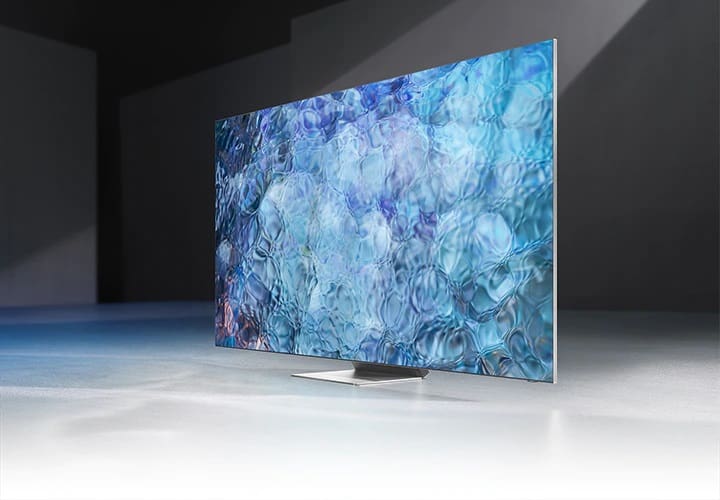 8K Samsung QN900A TV