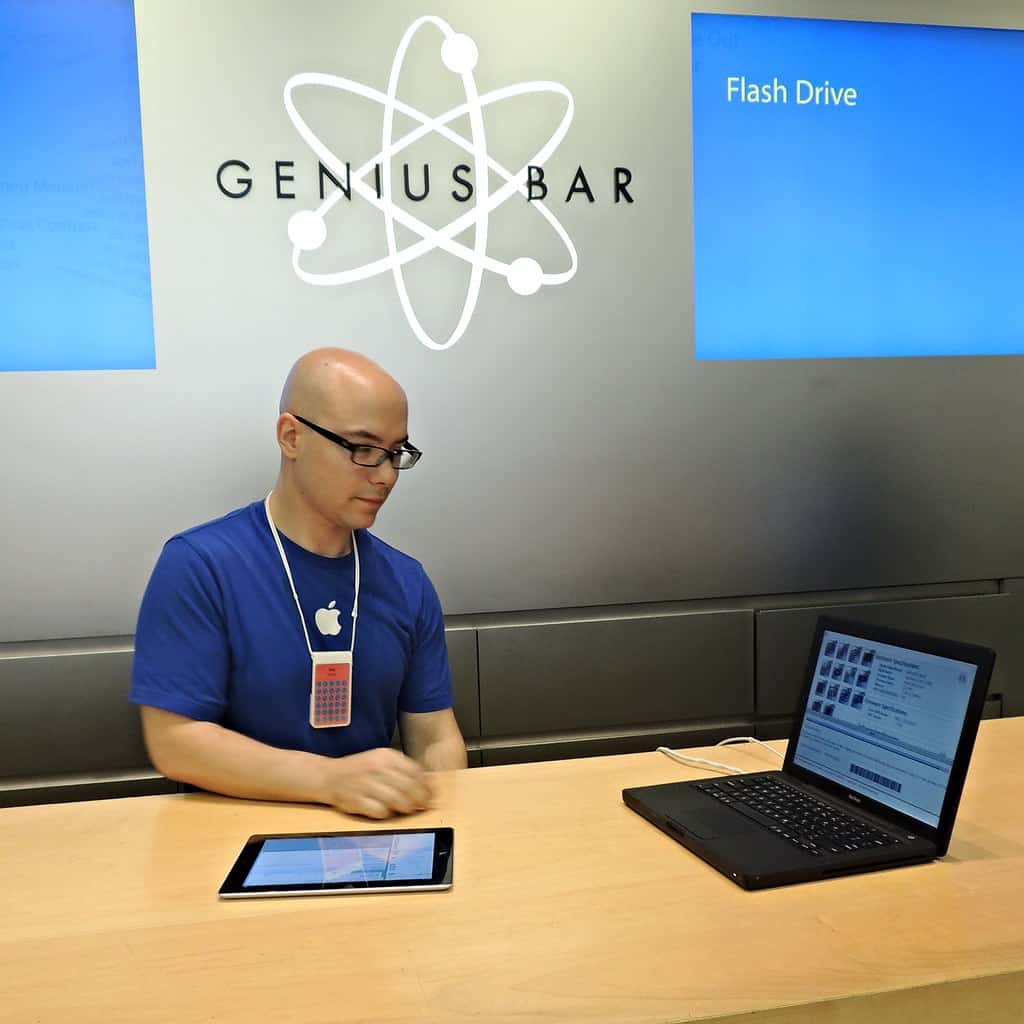 Genius Bar at Apple Store