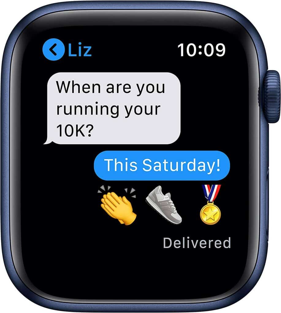 Apple Watch Series 6 44mm Text Display