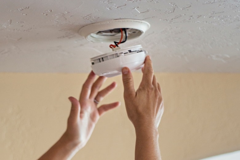 How to reset your smoke detector