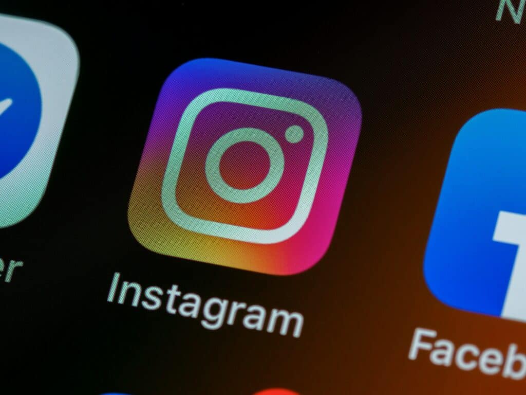 how to view instagram stories without an account