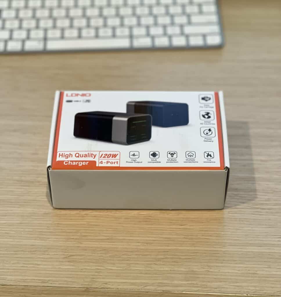LDNIO 4 Port Quick Charger unboxing 1